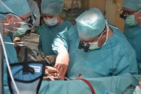 χειρουργική θεραπεία κιρσών στην περιοχή της πυέλου